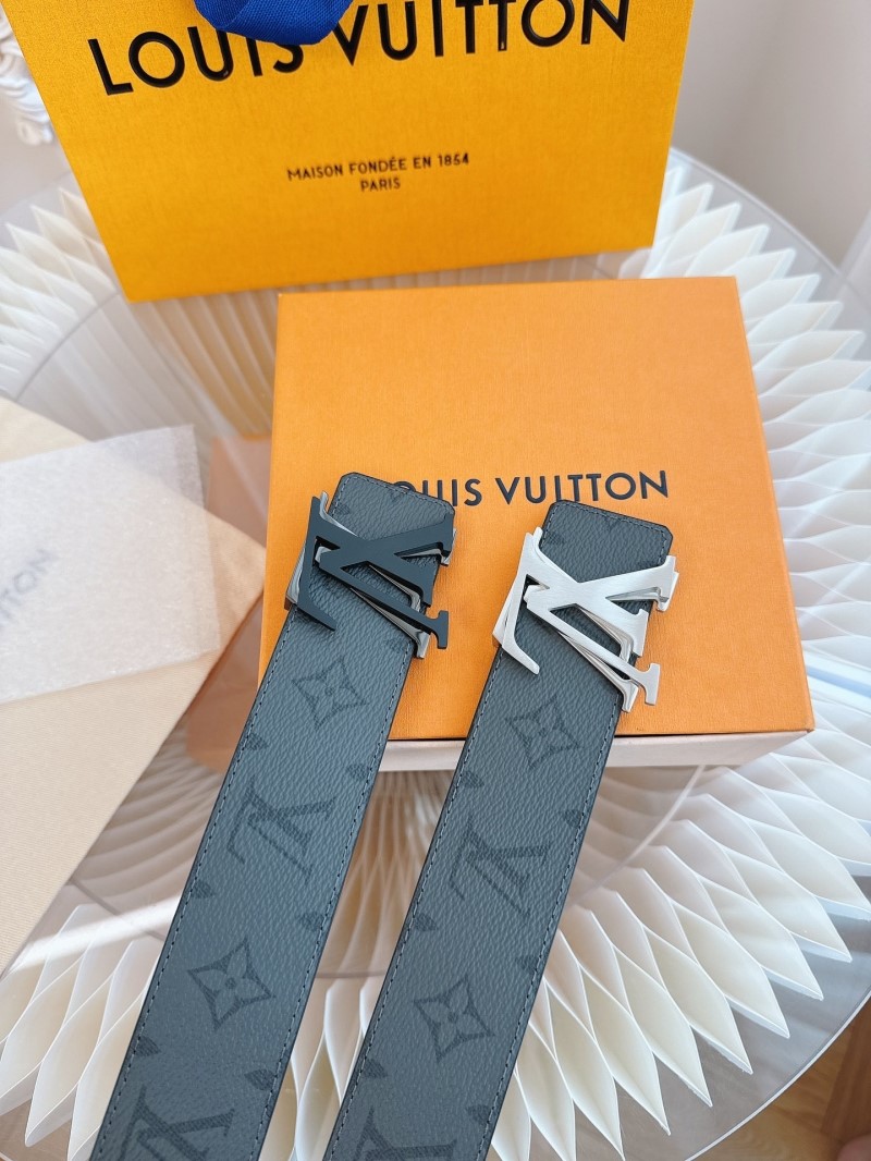 l0vis Vvtt0n belts